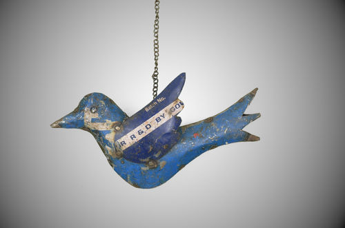 Metall Vogel aus recyceltem Blech